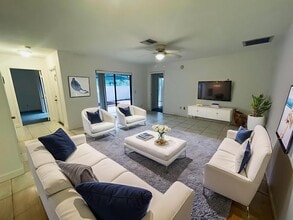 Building Photo - 4758 Sunny Palm Cir