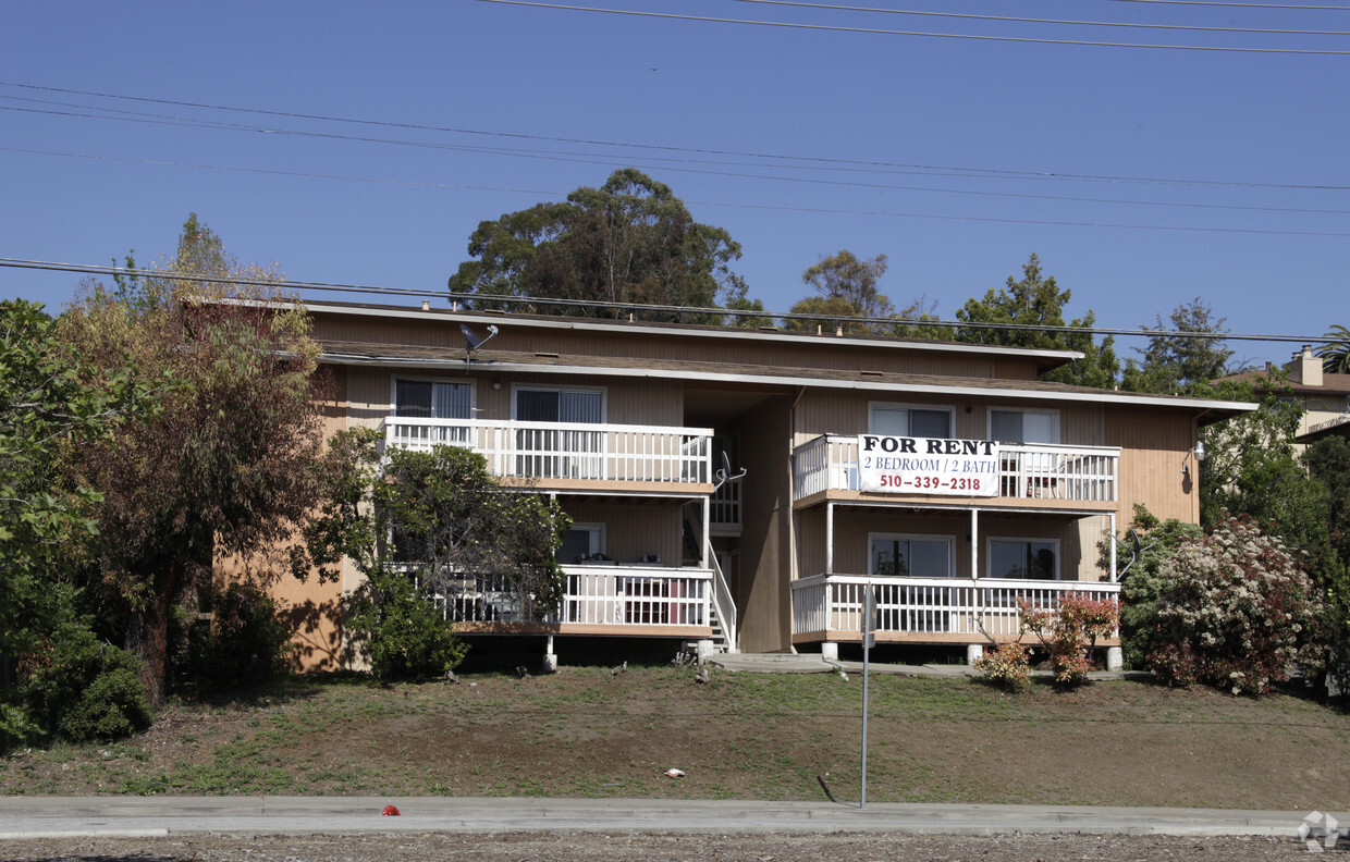 Primary Photo - Foothill Terrace