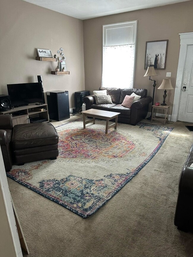 Photo - Spacious 5-Bed Home Near UC with In-Unit Laundry