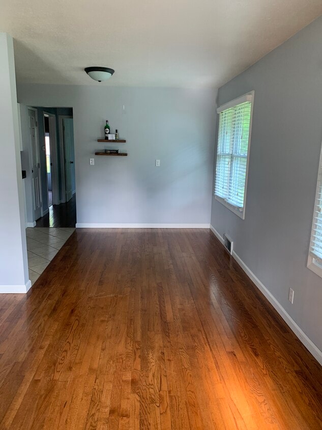 Foto principal - 803 S Lincoln St