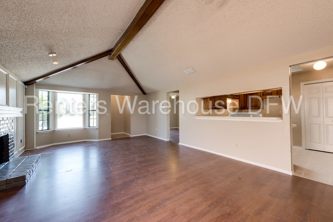 Building Photo - 11821 Garden Terrace Dr