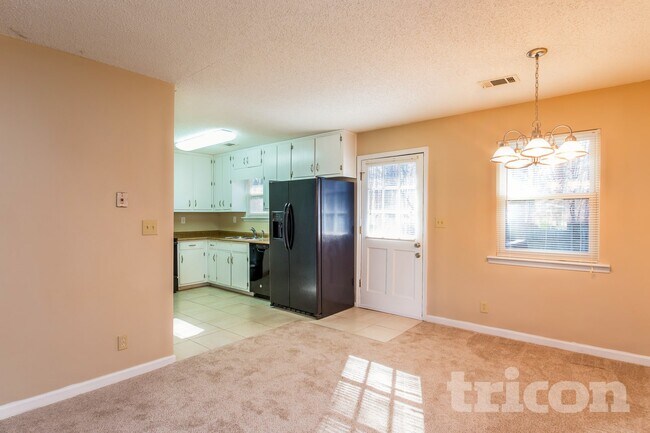 Foto del edificio - 2914 Sagemont Pl