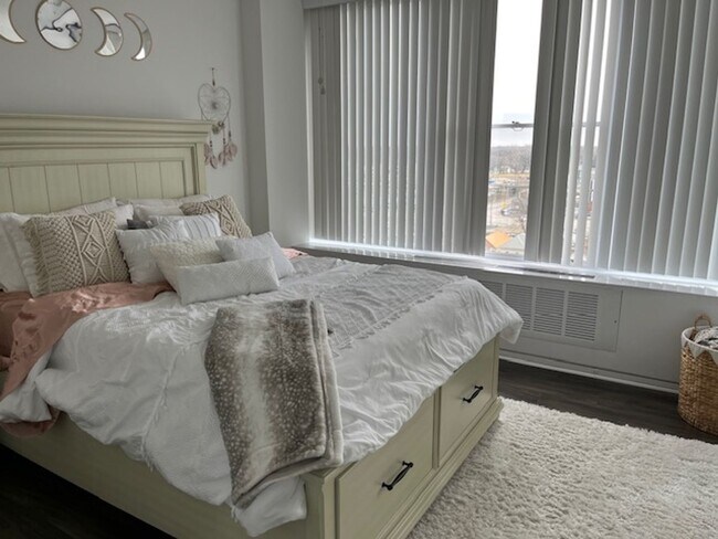 Foto del edificio - Beautiful one bedroom condo. Fully furnish...