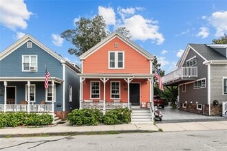 Building Photo - 46 Hammond St