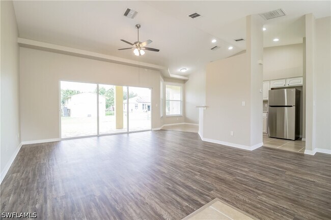 Foto del edificio - 3712 12th St SW