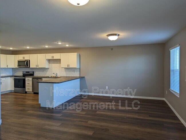 Foto del edificio - 1873 10th Ave E