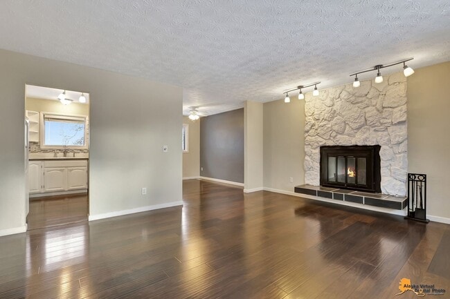 South Anchorage Townhouse for Rent - South Anchorage Townhouse for Rent