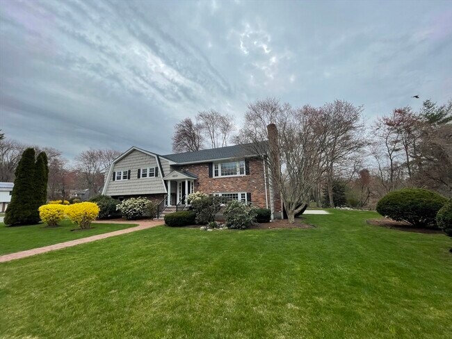 Foto del edificio - 2 Barrett Rd