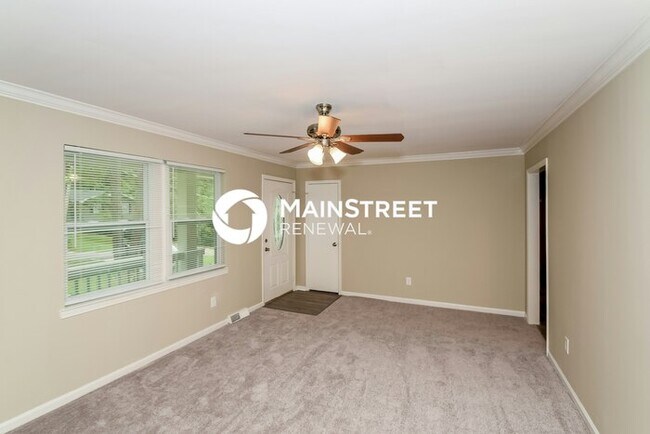 Foto del edificio - 3 Bedroom Pet-Friendly Home in Center Point, AL with Main Street Renewal
