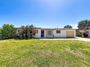 Building Photo - 122 Eden Ave