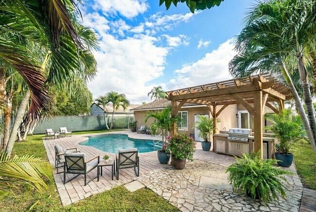 Foto del edificio - 8411 Garden Gate Pl