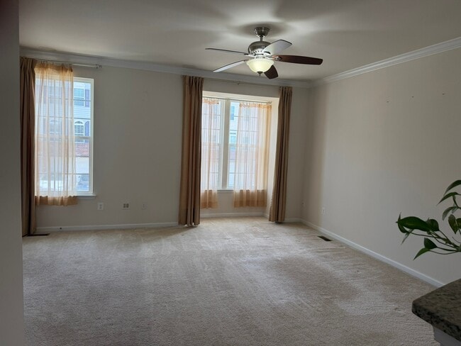 Building Photo - 22899 Chestnut Oak Terrace