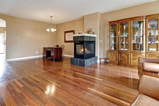 Building Photo - 6281 Chetti Dr