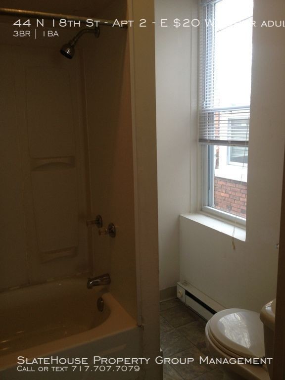 Building Photo - Spacious Two Bedroom near Reservoir Park