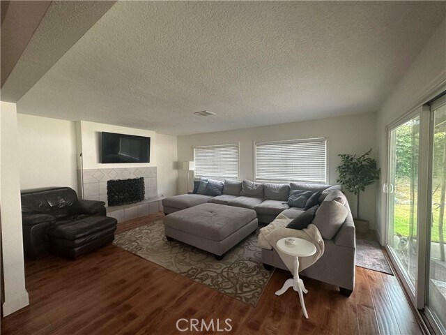 Foto del edificio - 5132 Marcella Ave