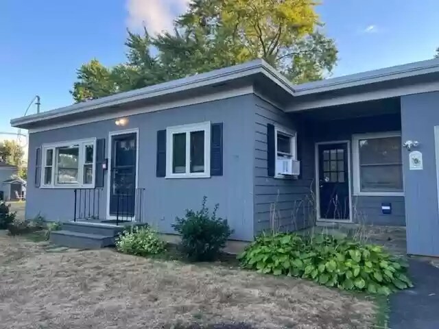 Foto principal - 363 Sargent St