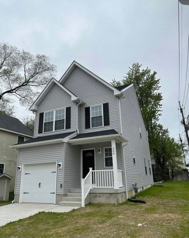 Building Photo - 300 Saunders Ave
