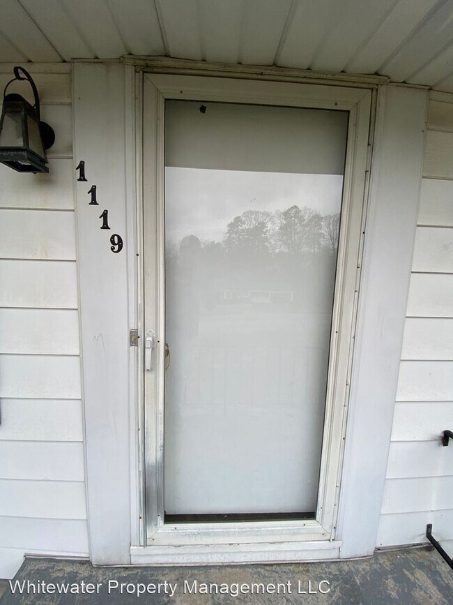 Building Photo - 3 br, 1 bath House - 1119 John Ross Rd.