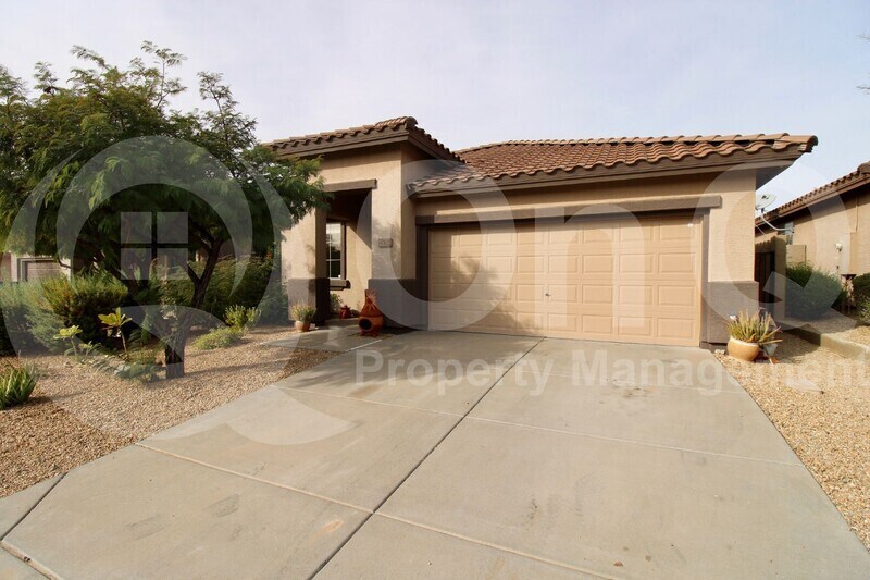Primary Photo - 40802 N Trailhead Way