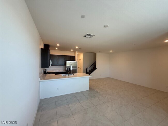 Building Photo - 508 Ylang Pl