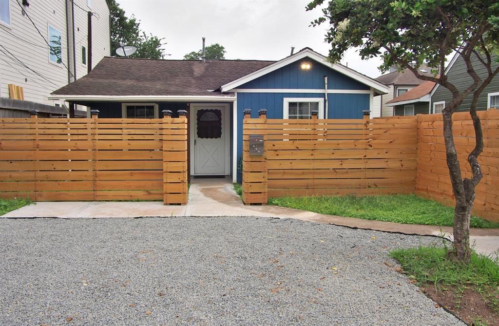 Foto principal - 5912 Petty St