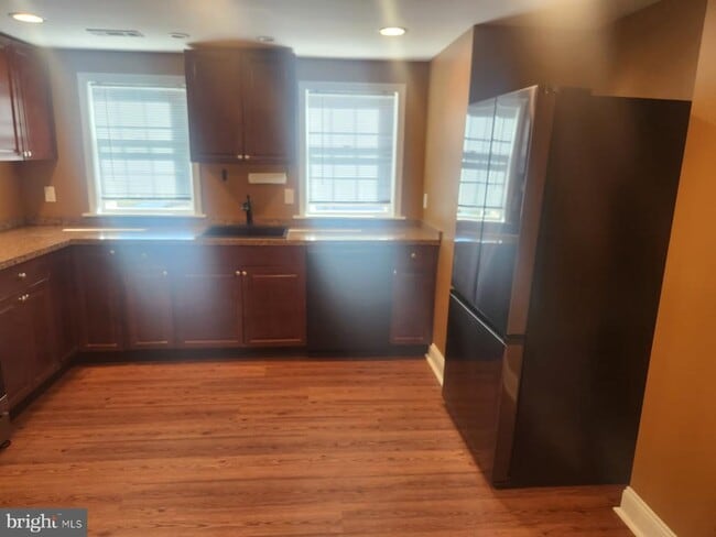 Building Photo - 2415 Street Rd