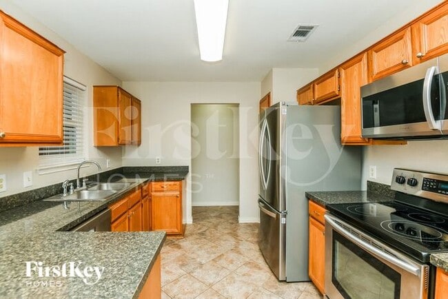 Building Photo - 5005 Prairie Creek Trail
