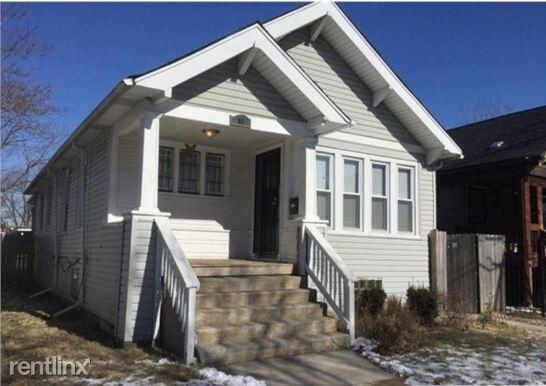 Primary Photo - 5 br, 1 bath House - 60 E 102nd St