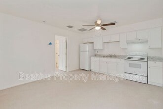 Building Photo - 1429 E Fillmore St