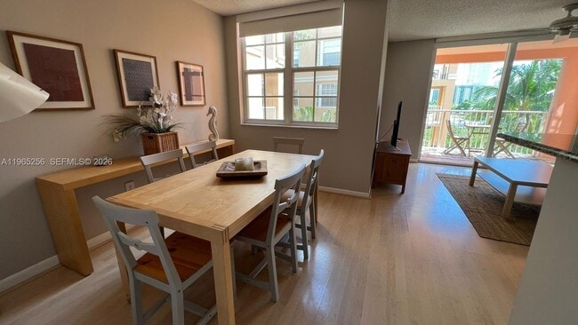 Building Photo - 19801 E Country Club Dr