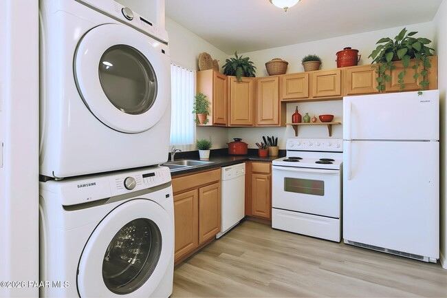 Foto del edificio - 354 W Delano St