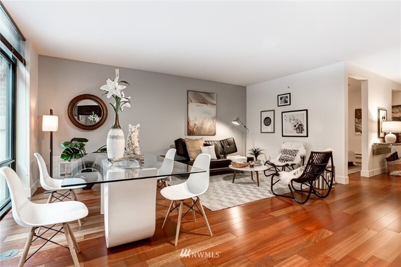 Foto principal - 2911 2nd Ave