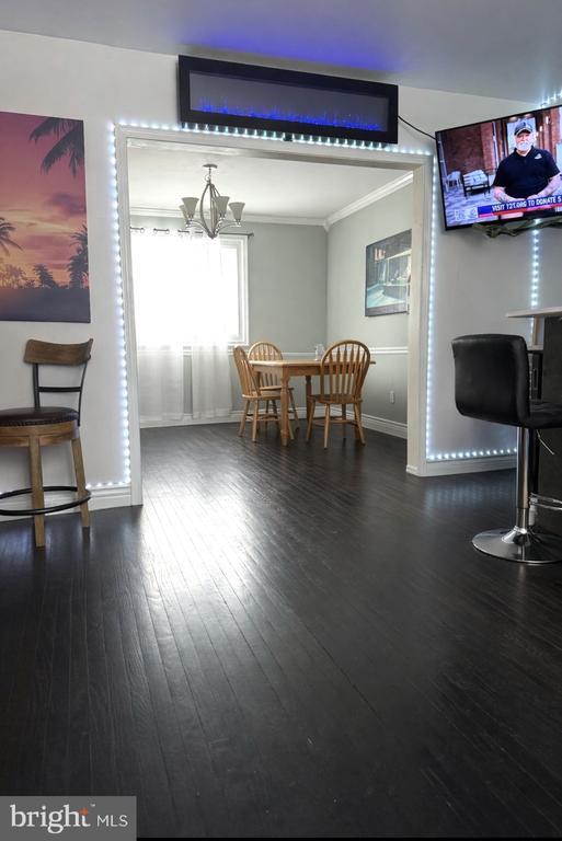 Foto del edificio - 2941 Keenwood Rd