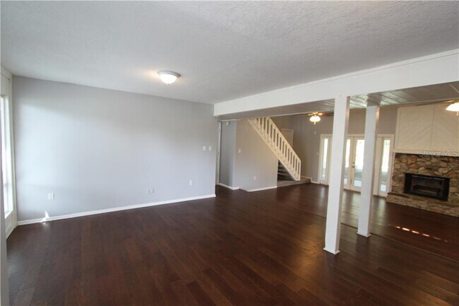 Building Photo - 6311 Orange Cove Dr