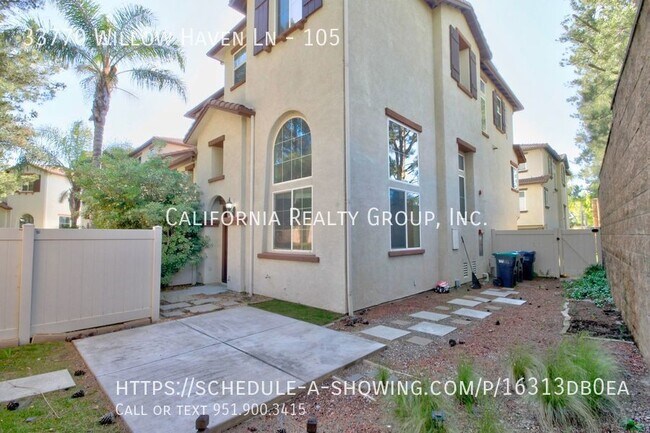 Foto del edificio - 33770 Willow Haven Ln