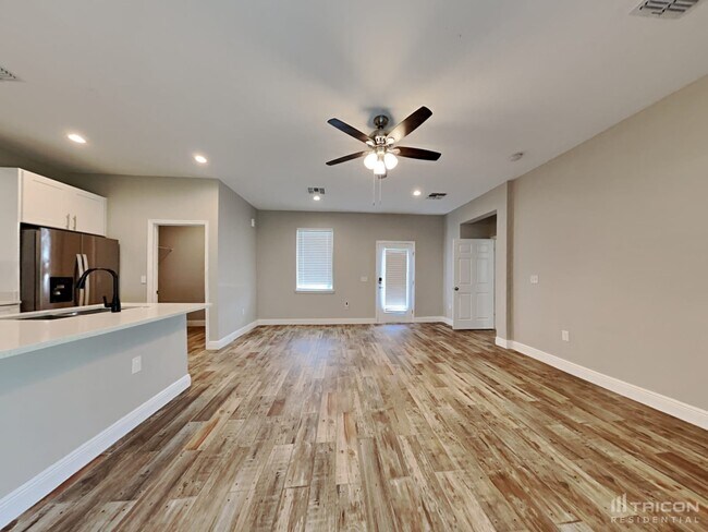 Foto del edificio - 3321 Buttonwood Ave