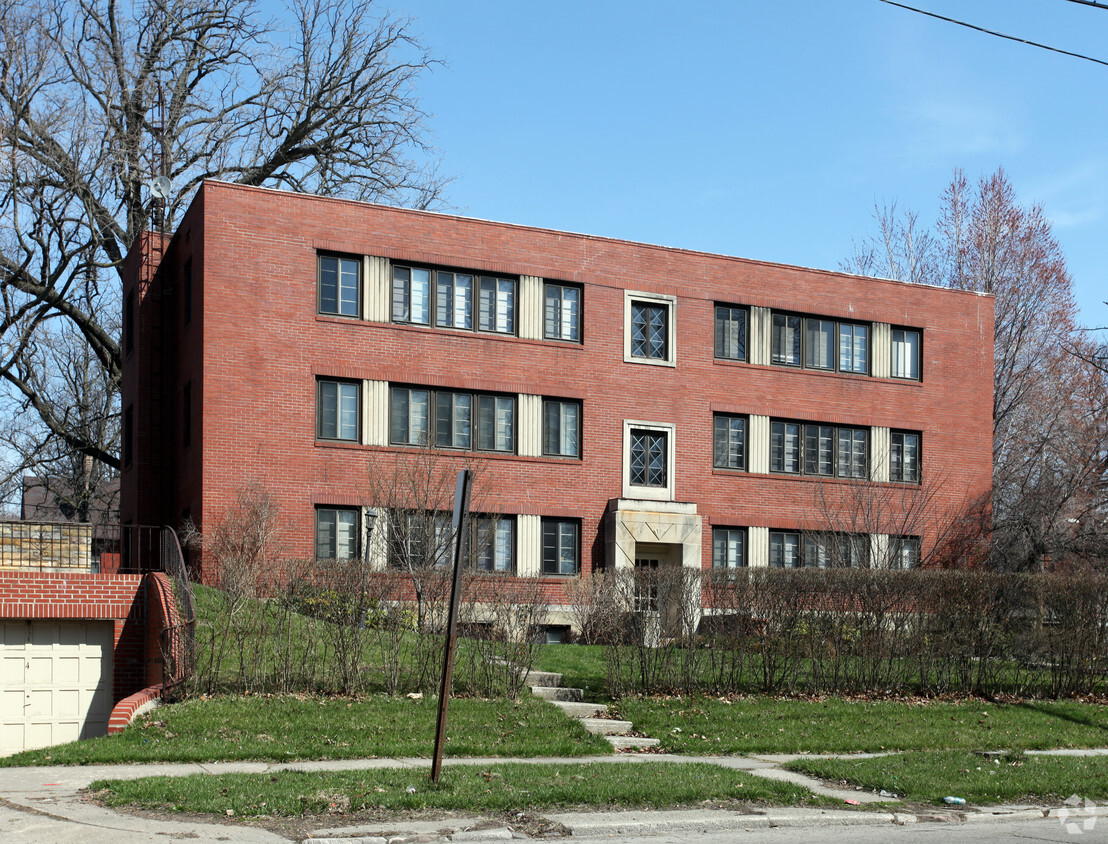 Building Photo - 708 W Bancroft St