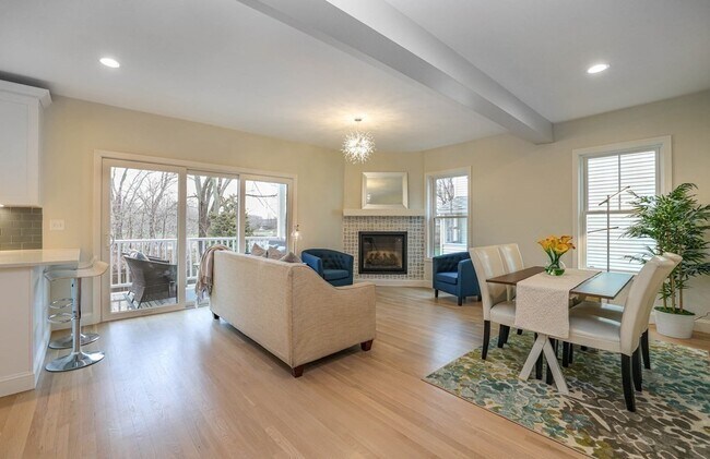 Foto del edificio - 331 Savin Hill Ave