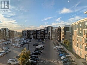 Building Photo - 640 Sauve St