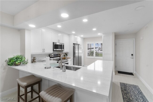 Building Photo - 10686 Gulf Shore Dr