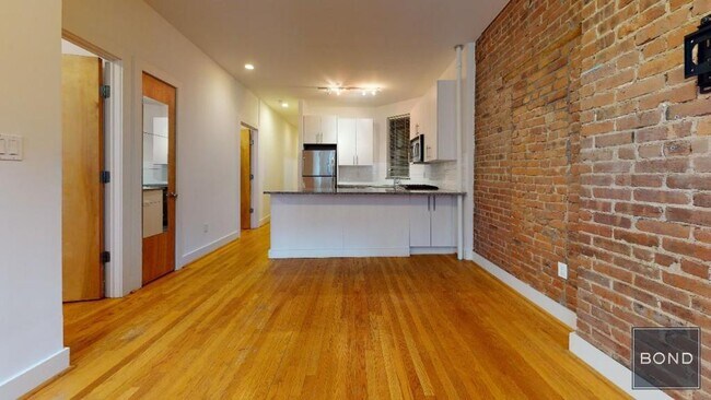 Foto del edificio - 129 E 97th St