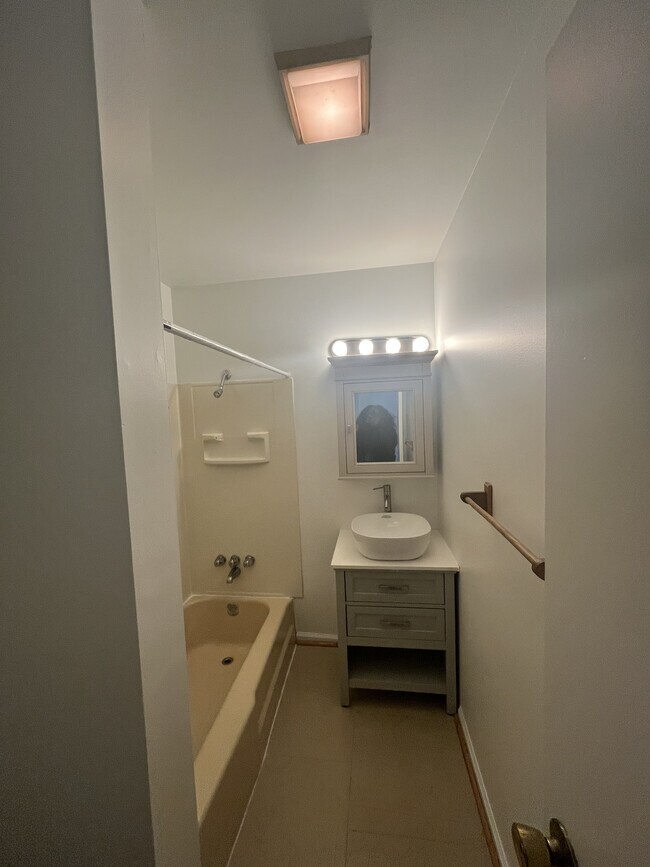 Foto del edificio - 3543-3549 S George St