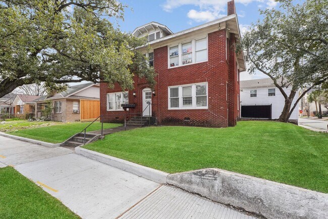 Foto del edificio - 1135 W Gray St