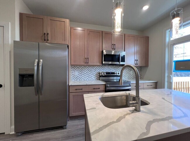 Foto del edificio - 4920-4926 Paschall Ave