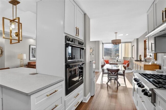 Foto del edificio - 215 Piedmont Ave NE