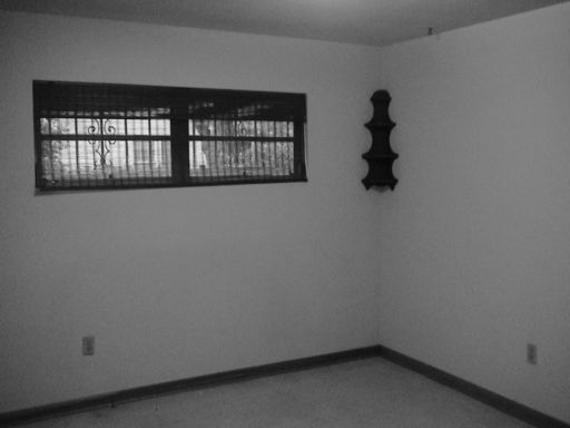 Building Photo - 405 SE 8th St