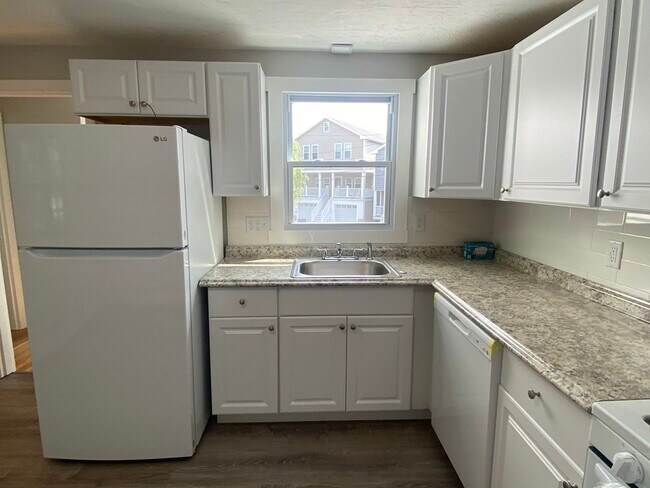 Building Photo - 164 Winthrop Pkwy