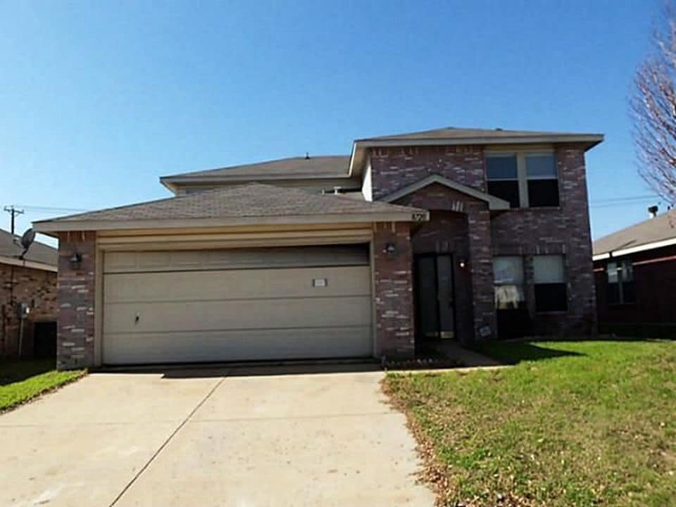 Foto principal - 8720 Hunters Creek Dr