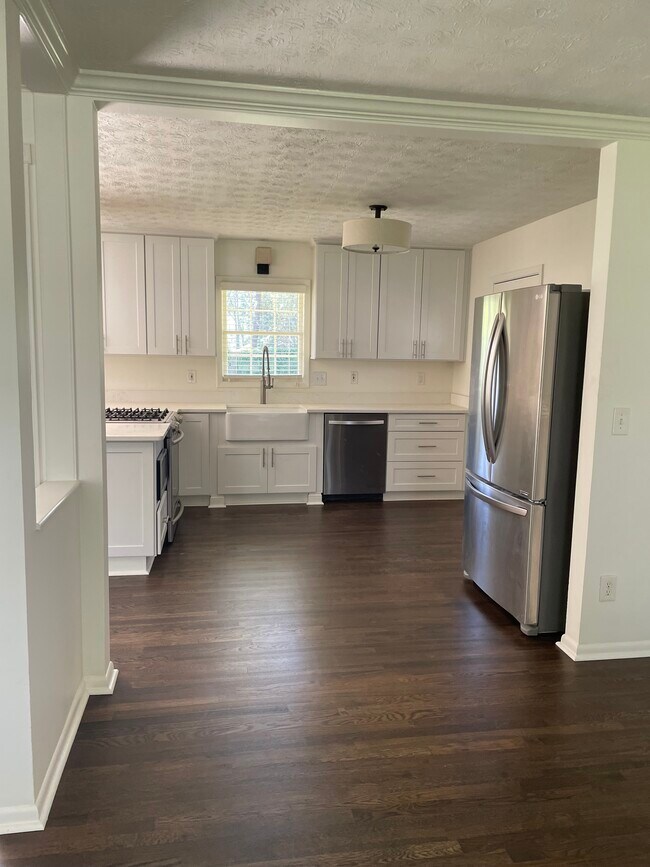 Foto del edificio - 1507 Harbour Oaks Rd