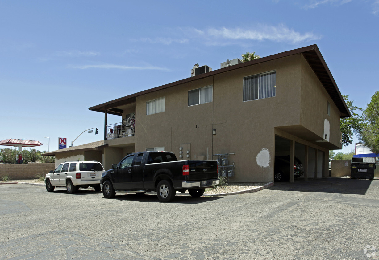 Building Photo - 1391 Barstow Blvd